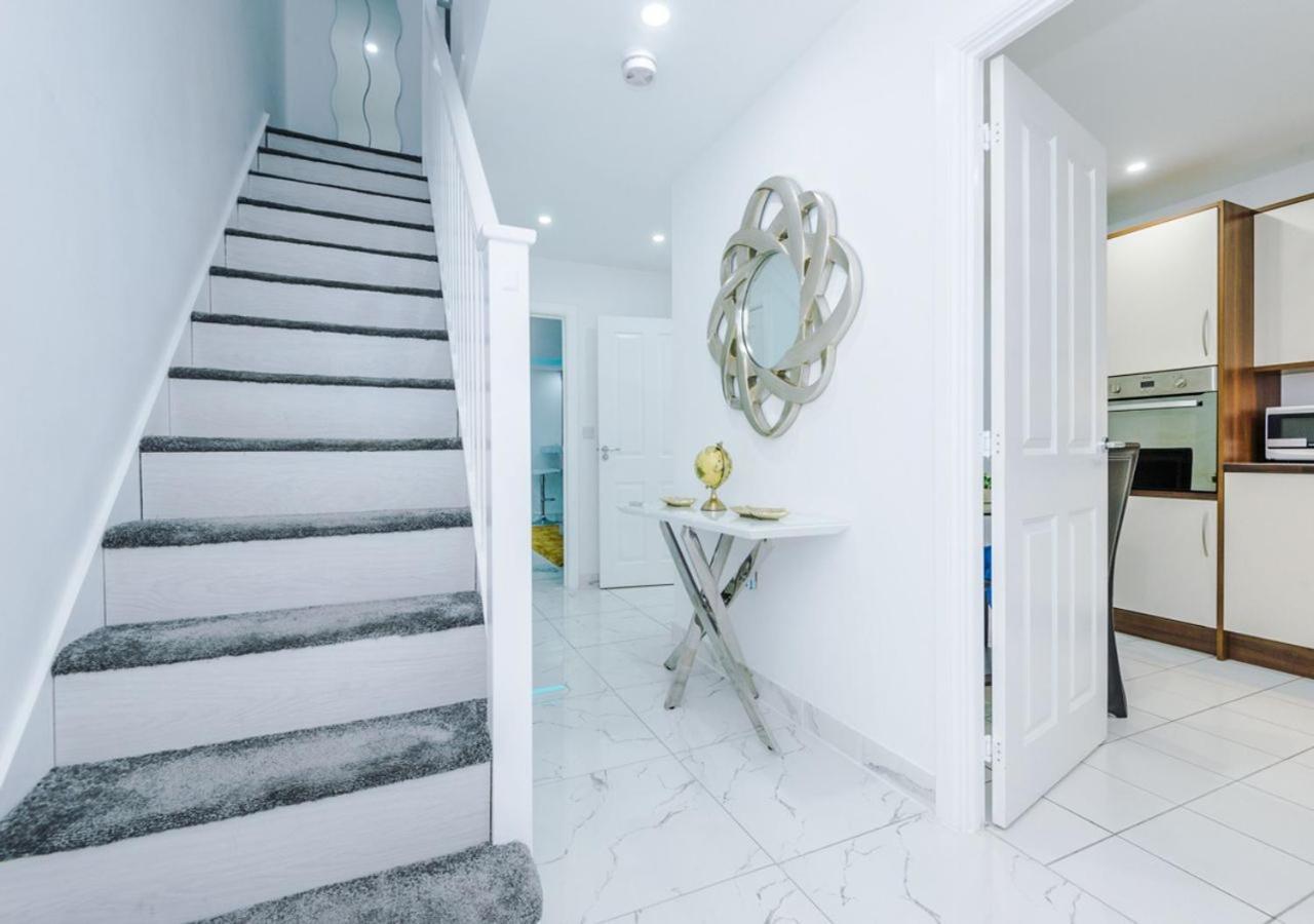 Luxury 3 Bedroom House Close To Manchester Center Esterno foto